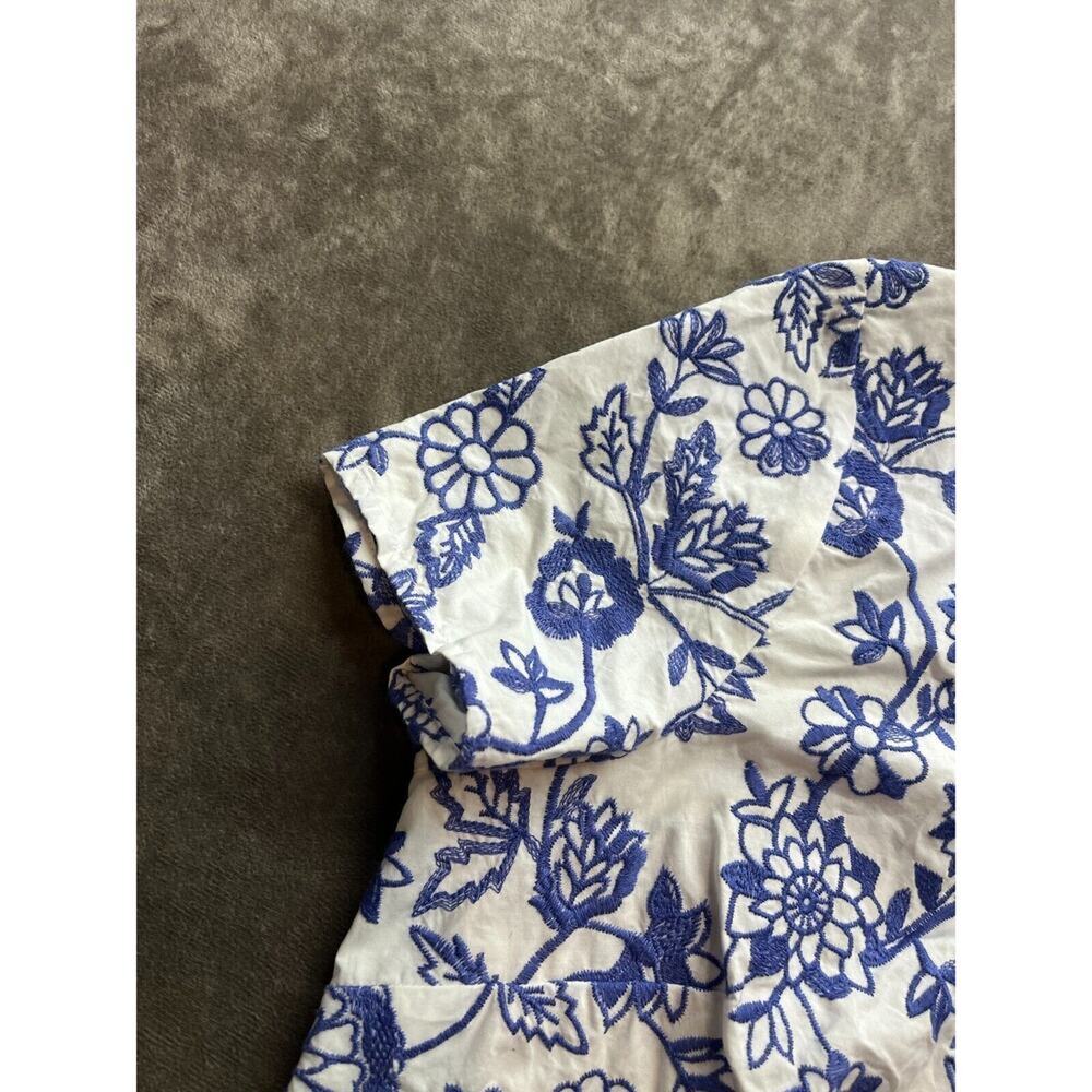 Talbots Peplum Cap Sleeve Blouse in Blue and White - Picture 3 of 7
